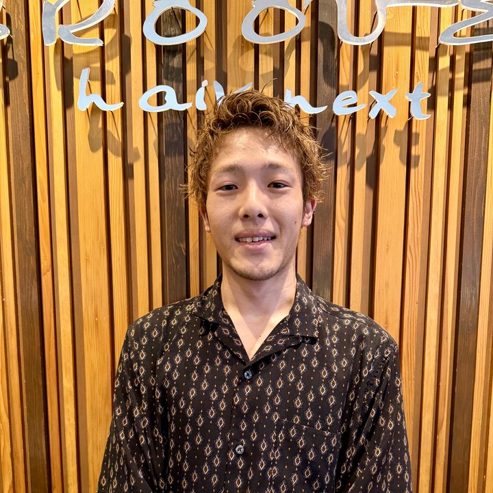 GROOVE hair next スタッフ 納